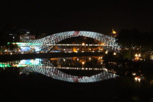 Ponte della Pace di notte