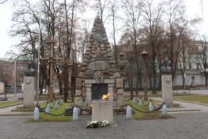Monumento commemorativo nei Giardini di Vytautas