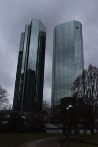 Dettaglio di due dei grattacieli di Francoforte