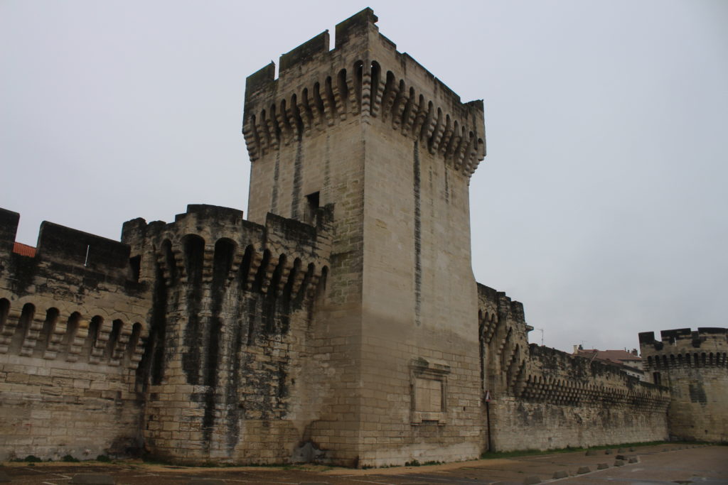 Esempio della Cinta Muraria di Avignone