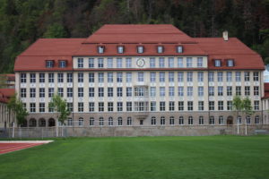 Scuola alla fine del Parco Quaderwiese