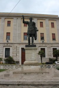 Statua di Traiano