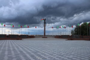 Monumento ai Combattenti per il potere sovietico - panoramica