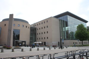 Biblioteca di Malmo - edificio moderno