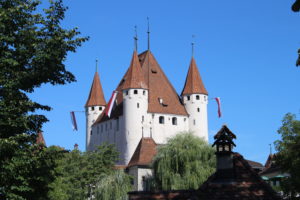 Castello di Thun visto dalla Chiesa Centrale