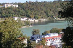Confluenza dei fiumi Inn e Danubio