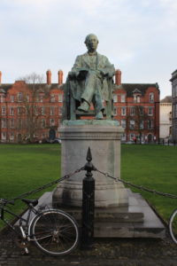 Trinity College - Statua di William Edward Arthur Lecky