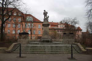 Statua per Benedikt Roezl