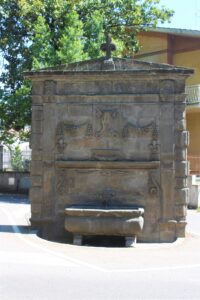 Fontana del Crocefisso