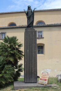 Statua di Maria Assunta